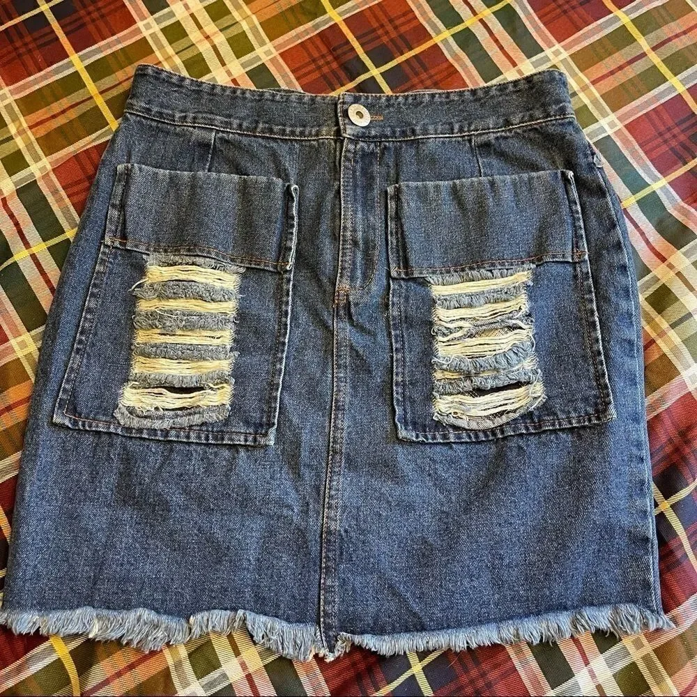 POL Distressed Denim Skirt Size Small